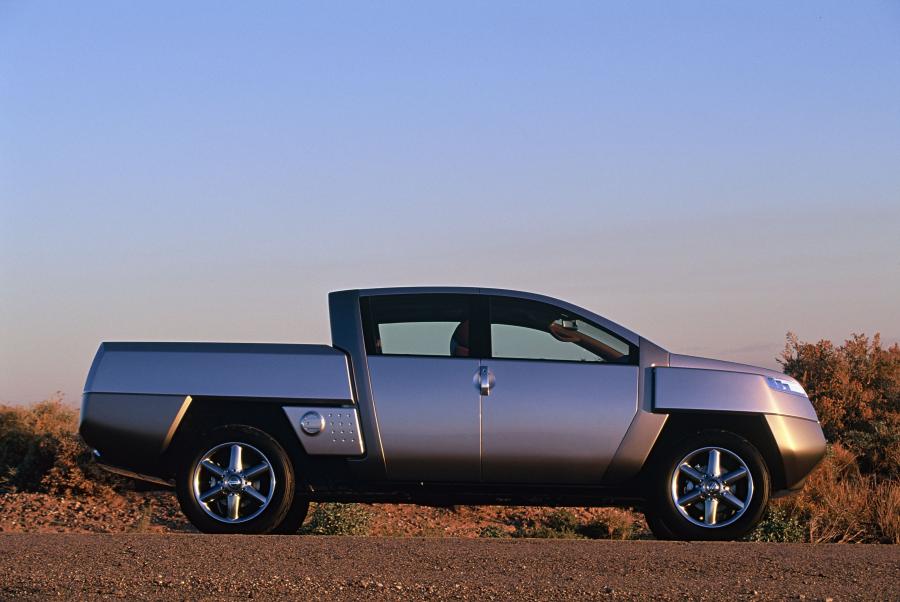  Nissan Alpha-T Concept 2001 года  (фото 8 из 18)